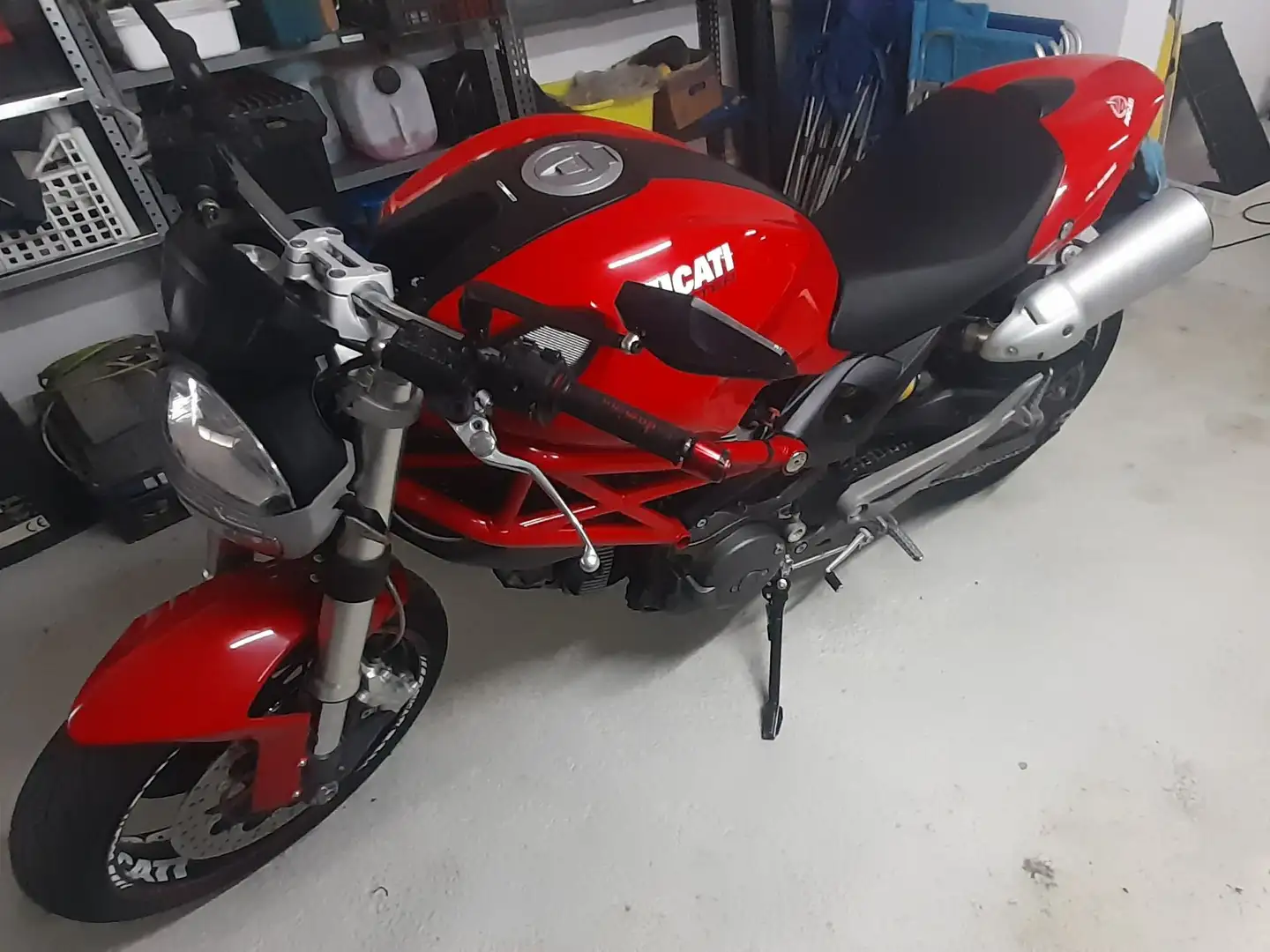Ducati Monster 696 696+ Rosso - 1