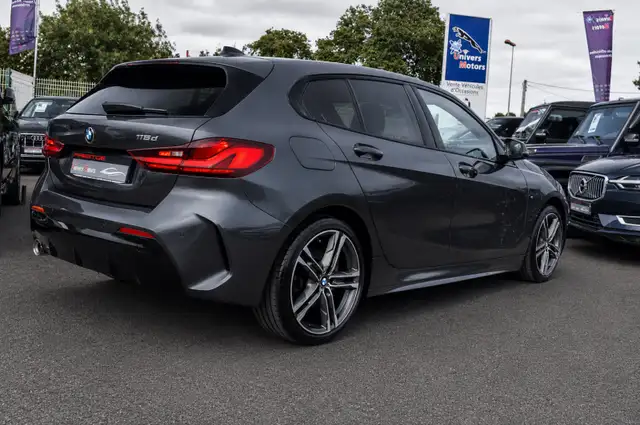 BMW 1 Series view 9