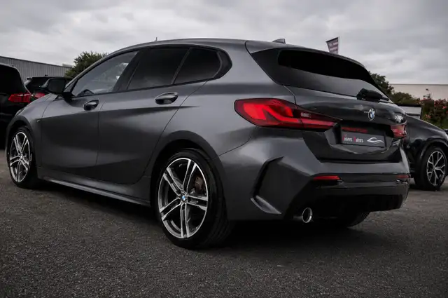 BMW 1 Series view 11