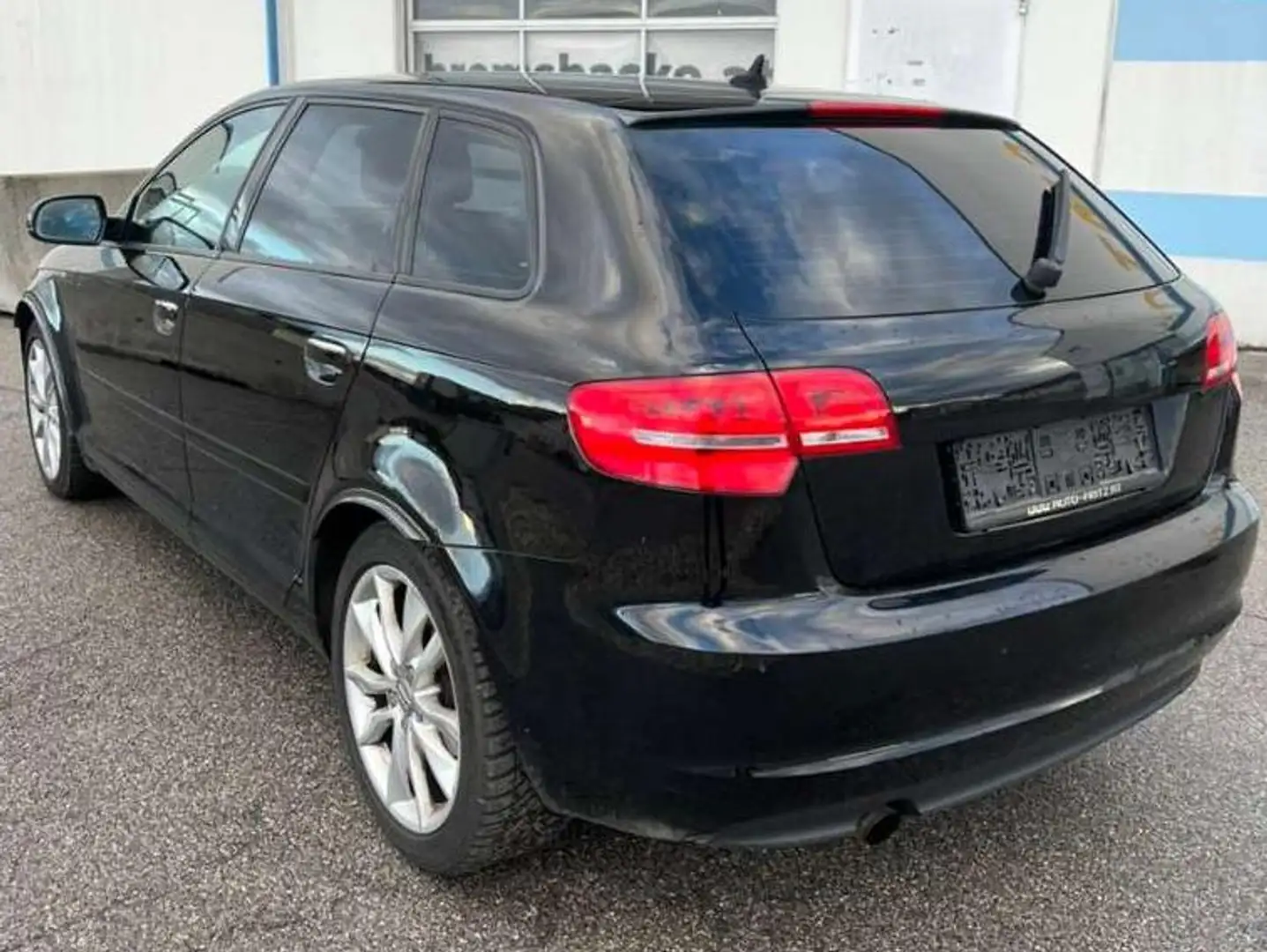 Audi A3 A3 SB Sport 2,0 TDI DPF S-tronic Sport Schwarz - 2
