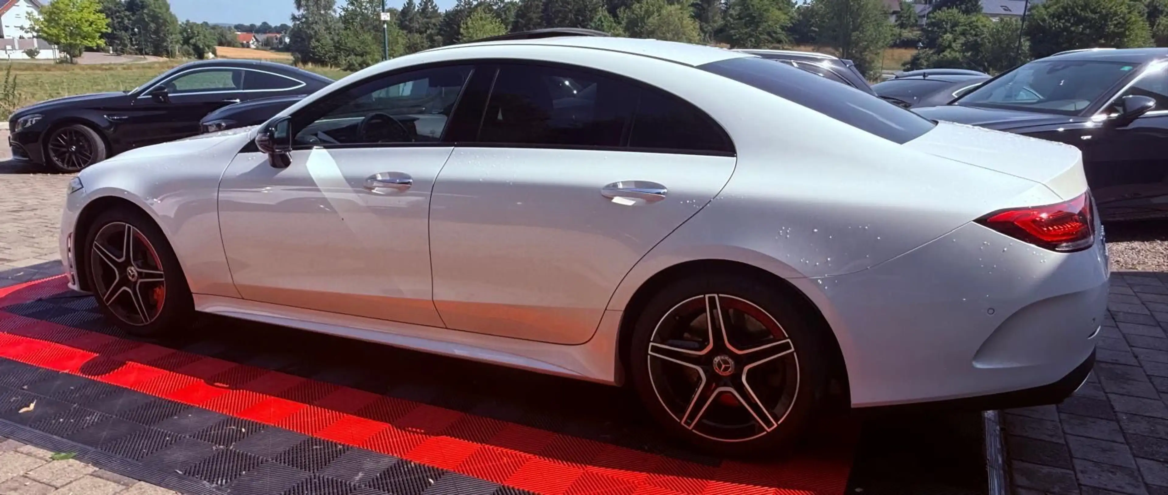 Mercedes-Benz CLS 450 *AMG*4M*360°*BURMESTER*ACC* — photo 10