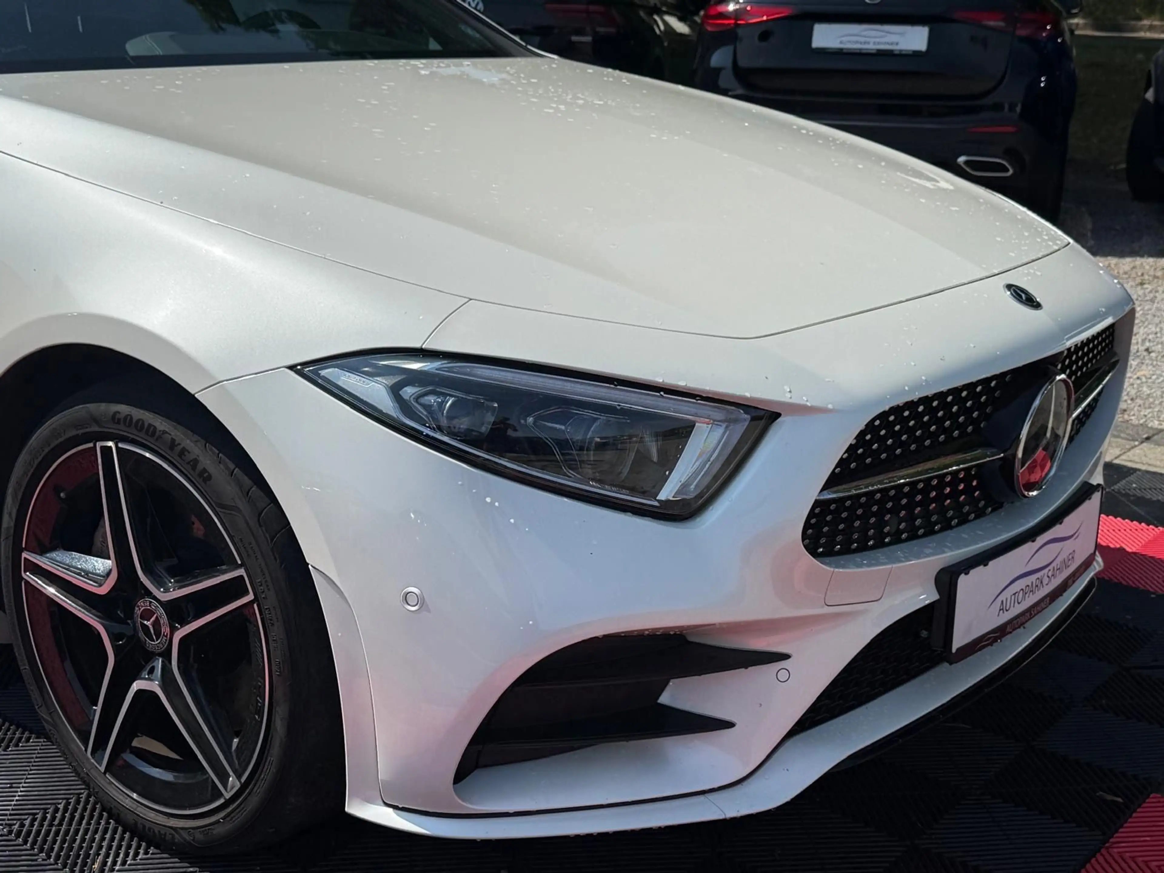 Mercedes-Benz CLS 450 *AMG*4M*360°*BURMESTER*ACC* — photo 8