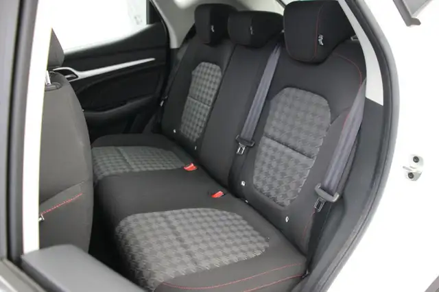 MG ZS view 12