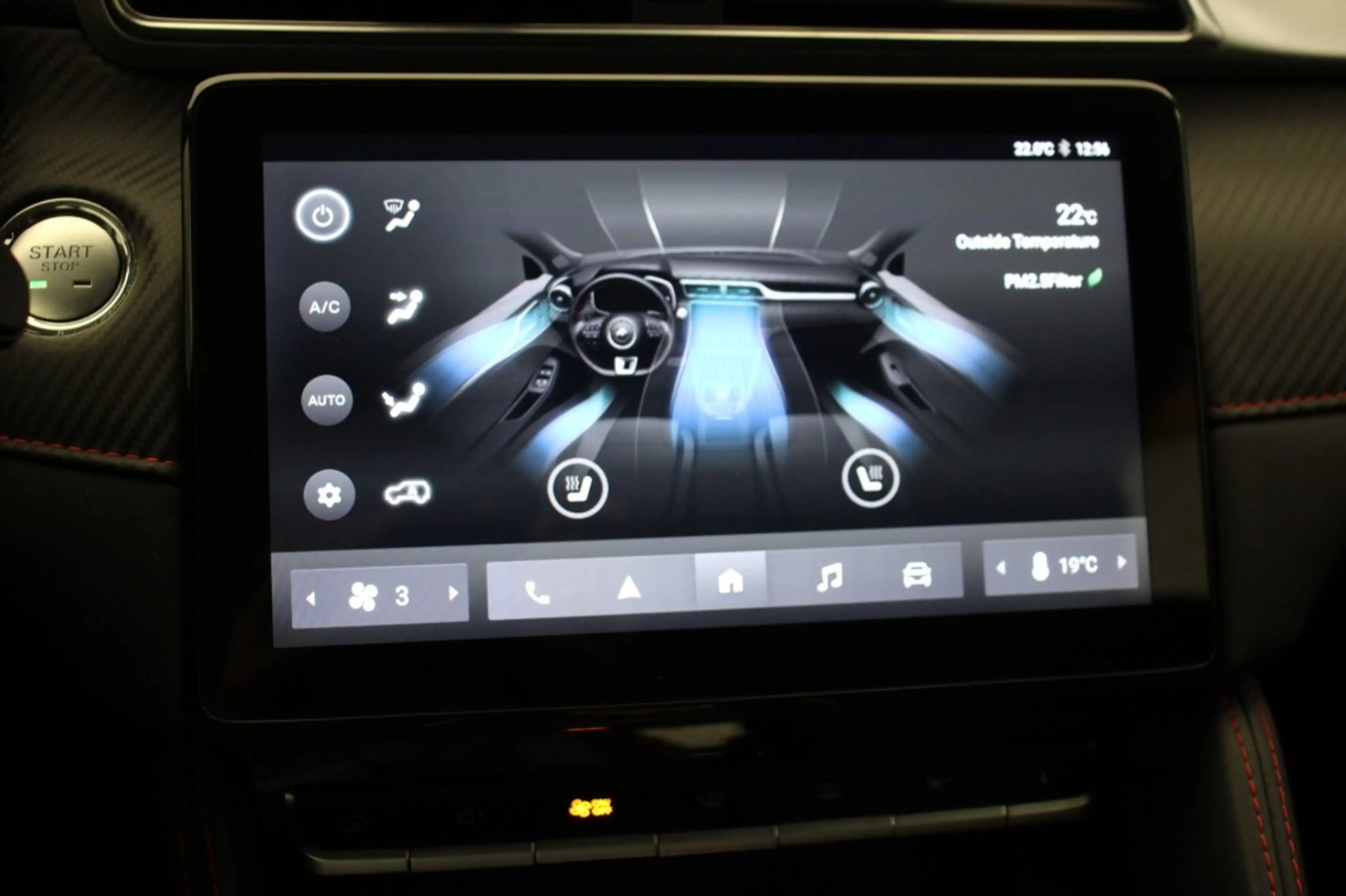 MG ZS Long Range Comfort 70 kWh - Carplay, Camera, Adapt — photo 9