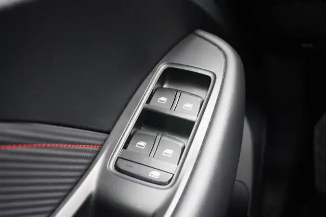 MG ZS view 30