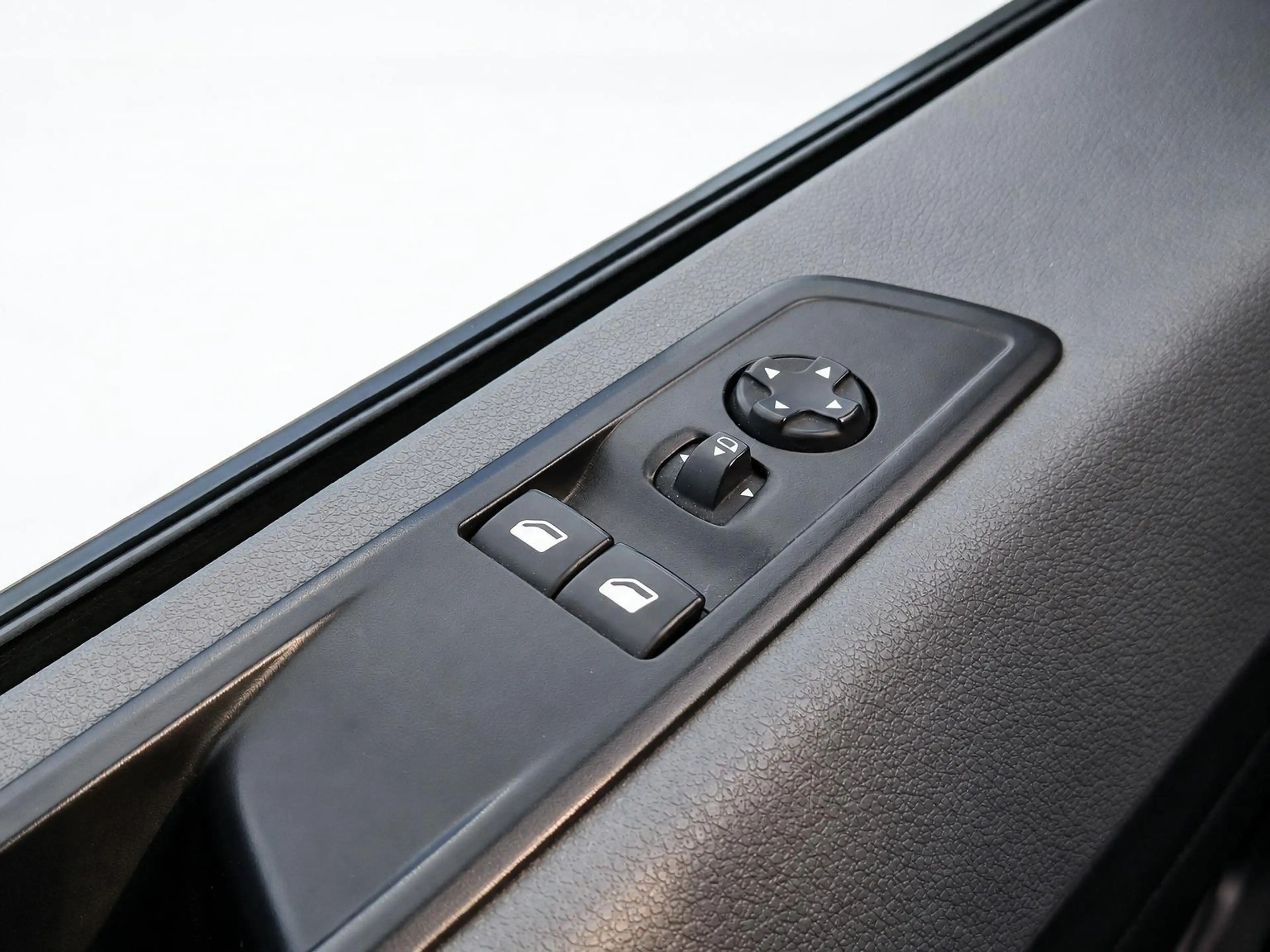 Opel Vivaro-e L2H1 Edition 75 kWh 3-PERS AIRCO CRUISE CARPLAY — photo 10