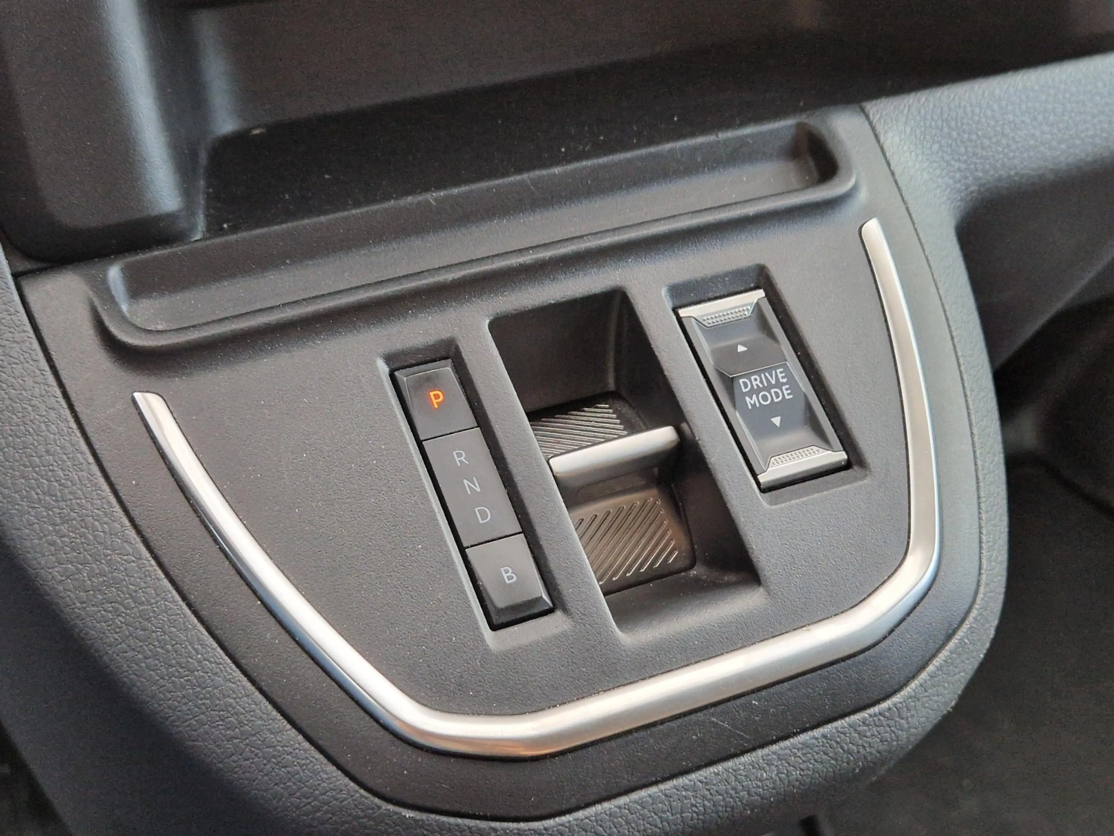Opel Vivaro-e L2H1 Edition 75 kWh 3-PERS AIRCO CRUISE CARPLAY — photo 15