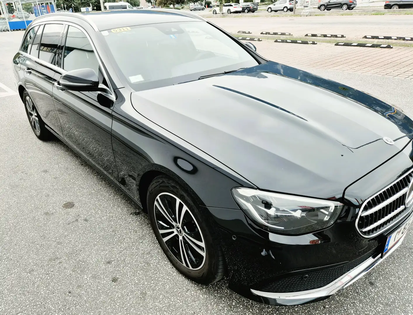 Mercedes-Benz E 220 E 220 d T 4Matic Aut. Schwarz - 2