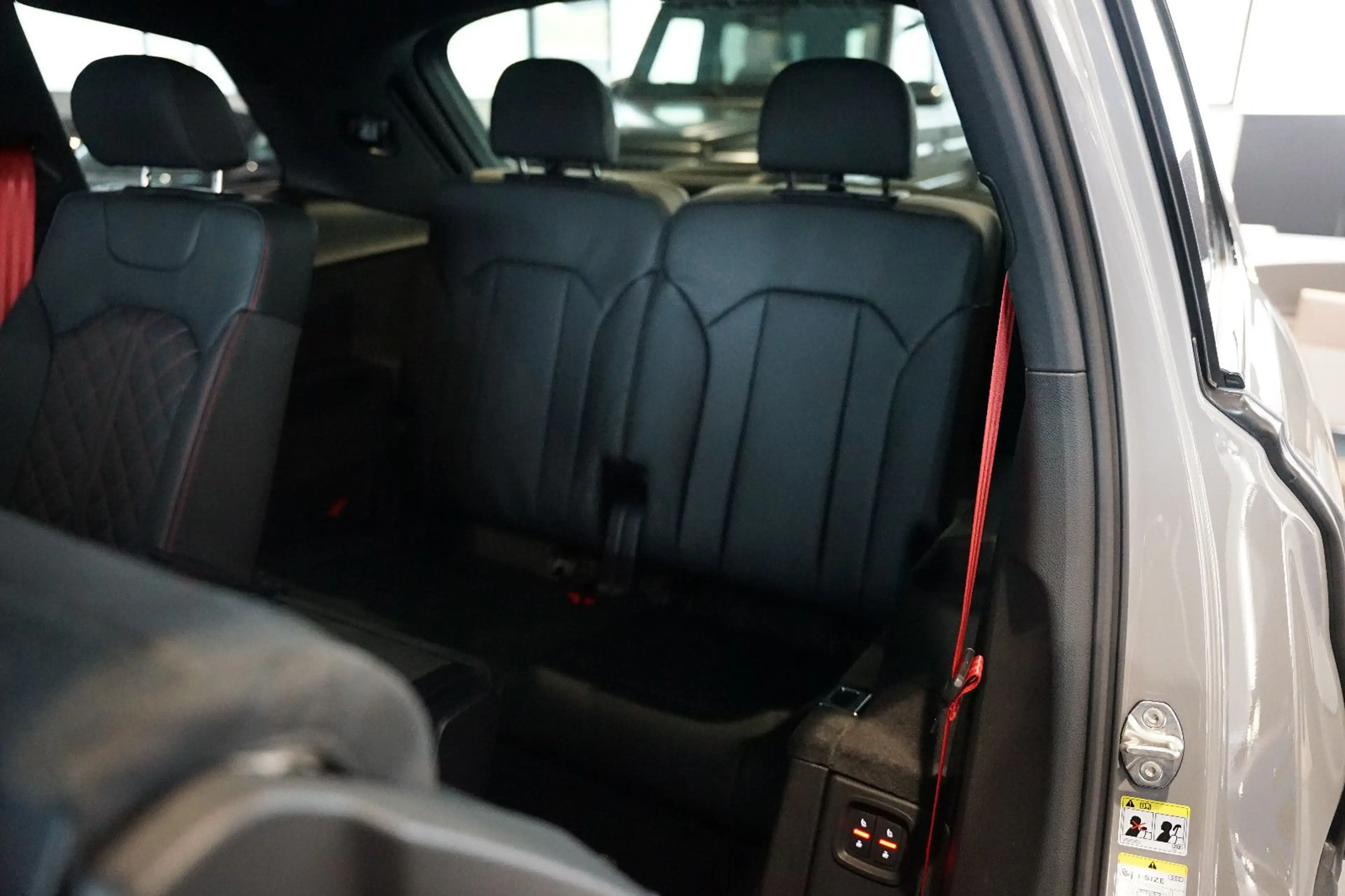 Audi SQ7 TFSI | Pano | Carbon | HuD | B&O | Nardograu — photo 11