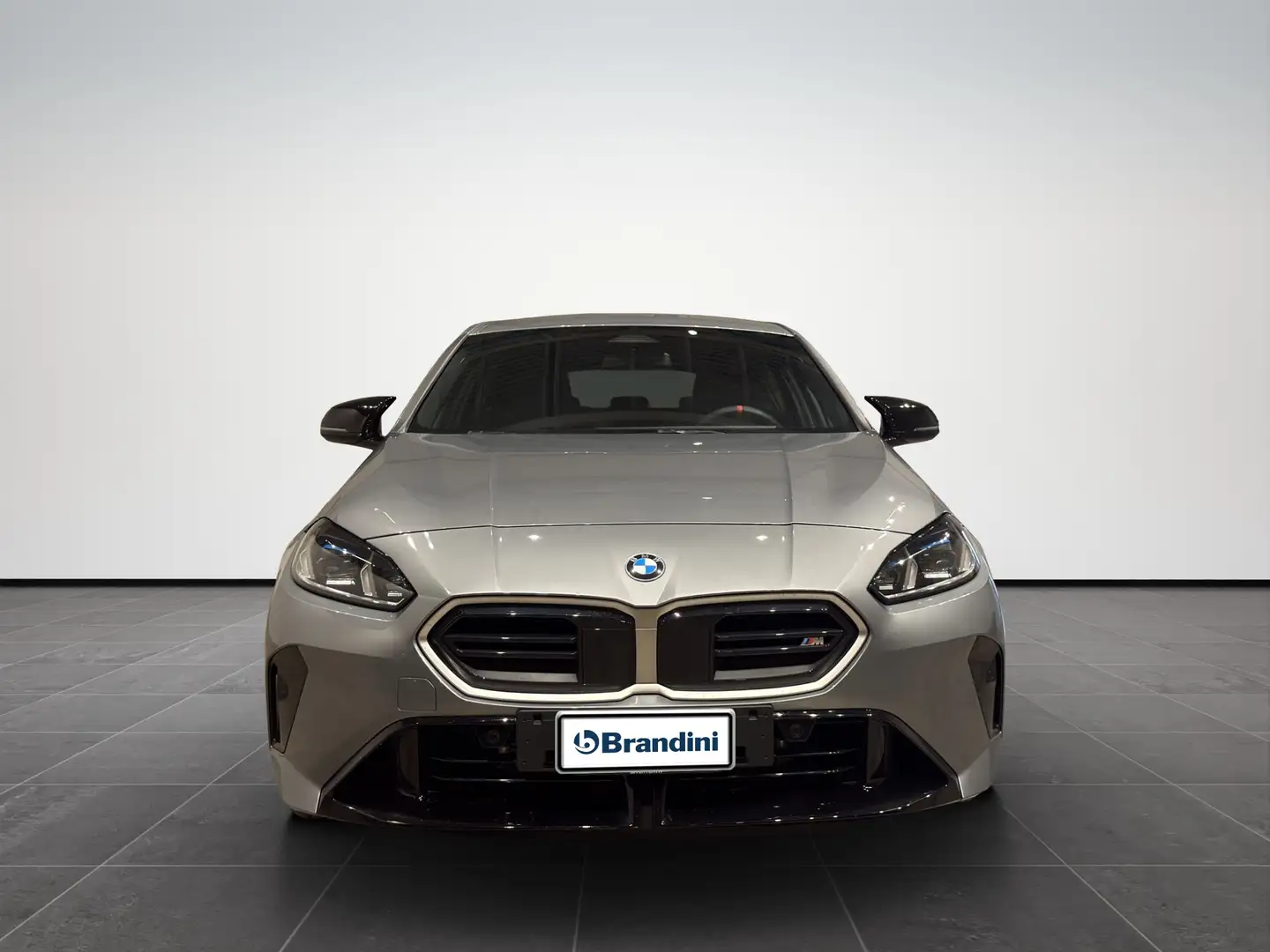 BMW M1 35 xdrive auto Grau - 2
