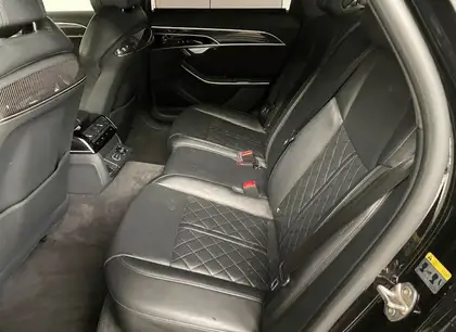 Annonce voiture d'occasion Audi S8 - CARADIZE