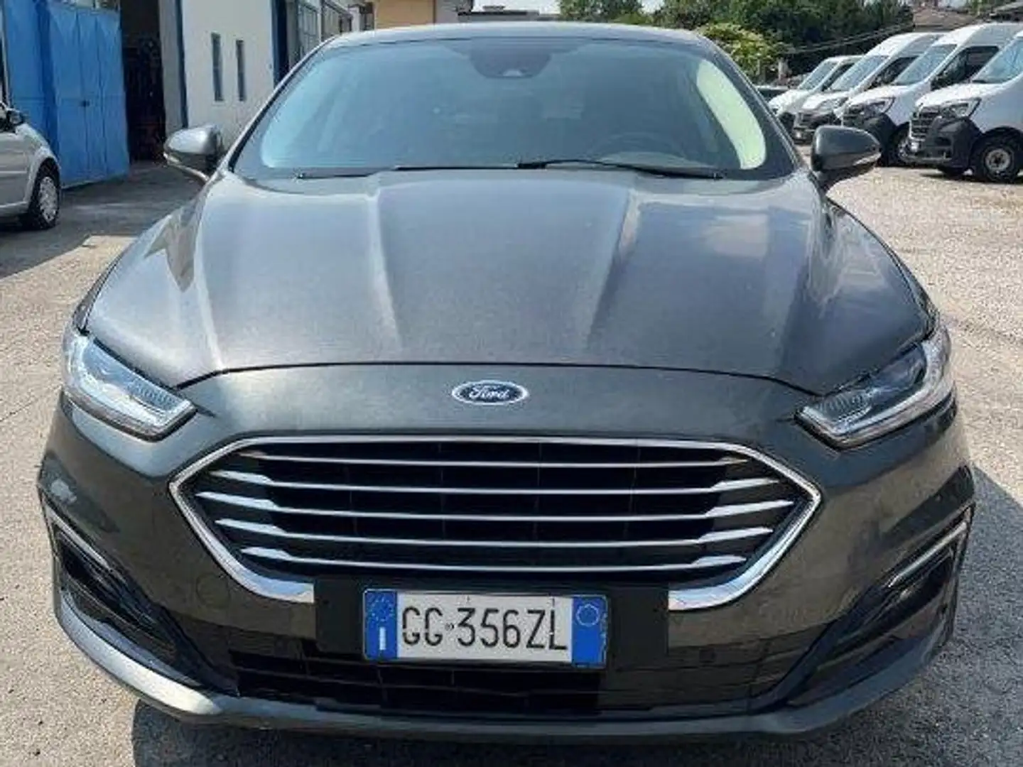 Ford Mondeo 2.0 full hybrid Titanium Business ecvt my20.5 Gris - 1