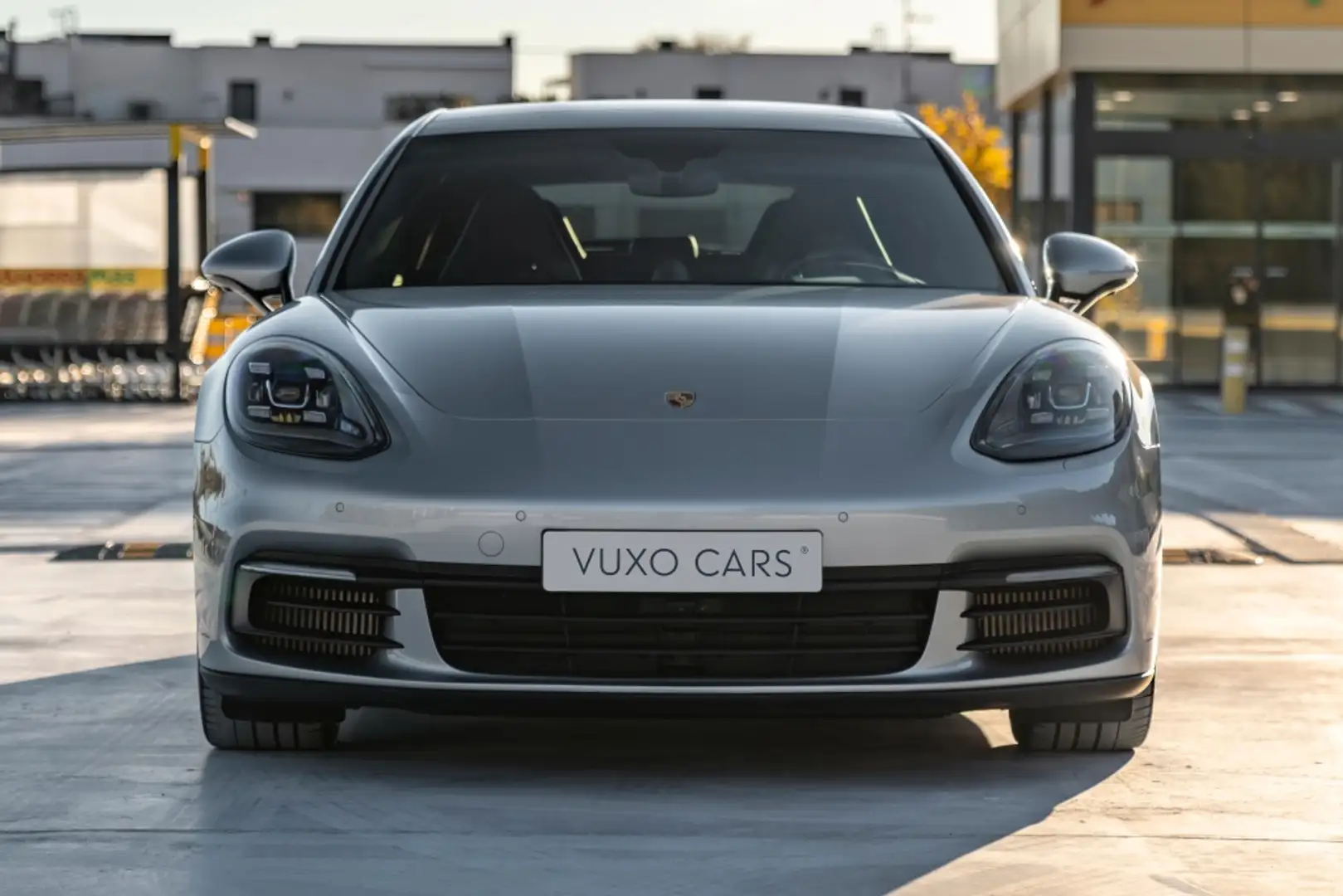 Porsche Panamera 4 e-Hybrid Sport Turismo Plateado - 2