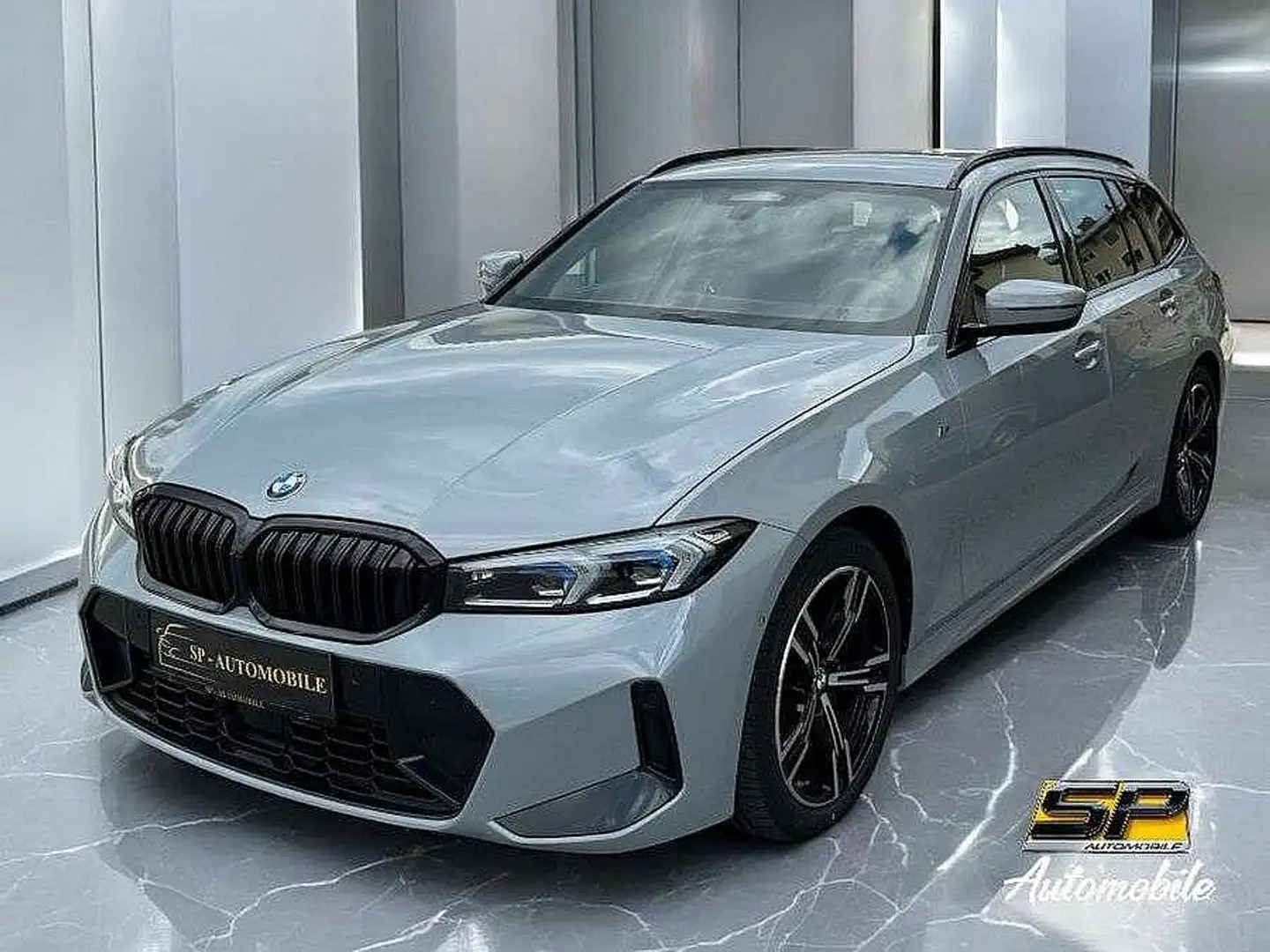 BMW 320 d BMW Baureihe 3 Touring  d xDrive M Sport Conn... Gris - 1