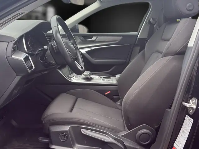 Audi A6 view 13