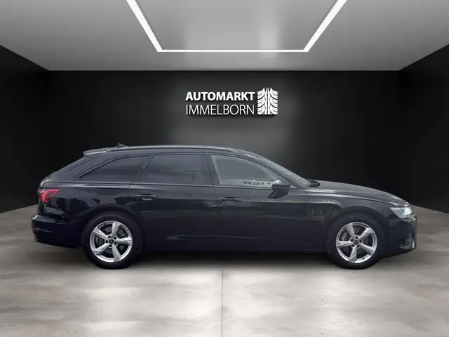 Audi A6 view 11