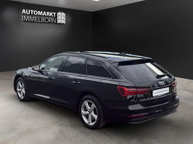 Audi A6 view 6