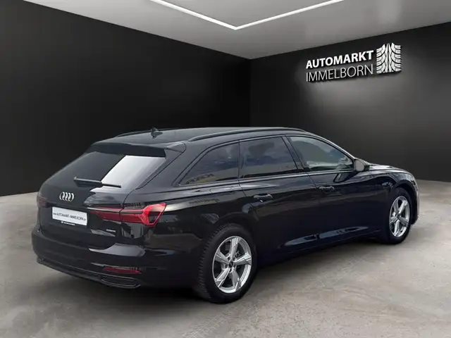 Audi A6 view 8