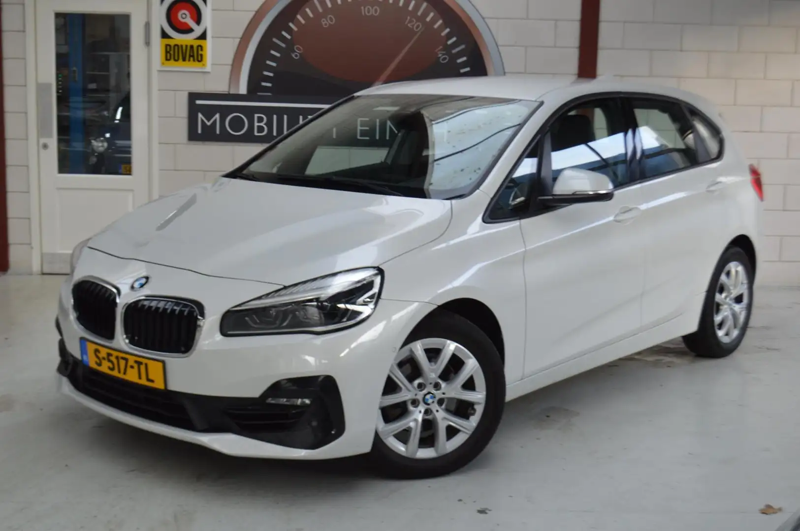 BMW 218 2-serie Active Tourer 218i LEDER, NAVI, SPORTLINE, Blanc - 2