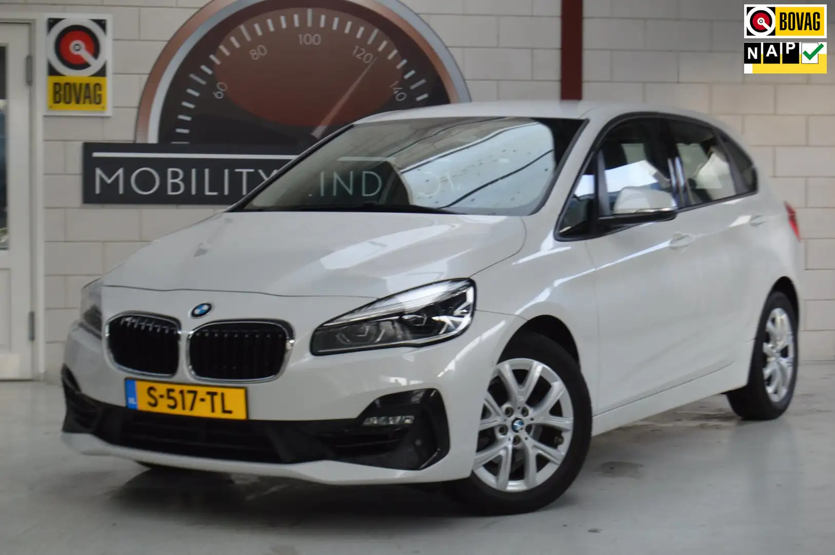 BMW 218 2-serie Active Tourer 218i LEDER, NAVI, SPORTLINE, Blanc - 1