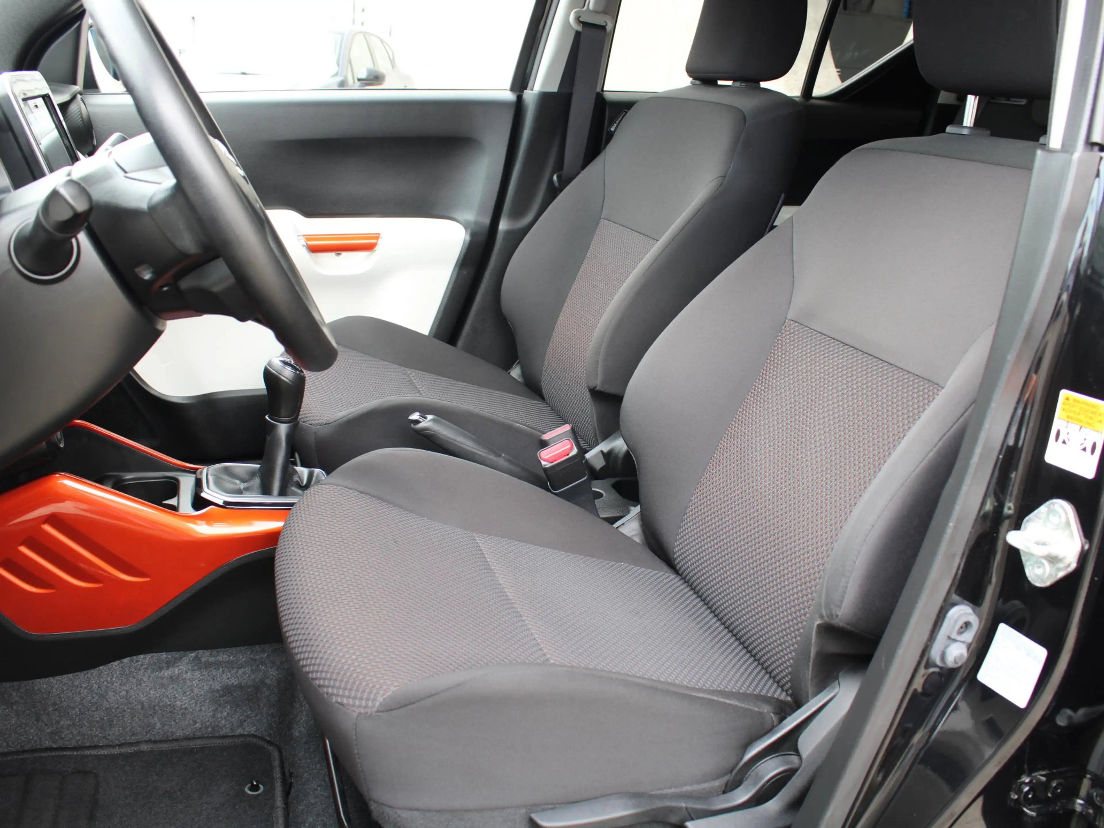 Suzuki Ignis 1.2 Stijl Intro | STOELVERWARMING | 12 MAANDEN BOV — photo 4