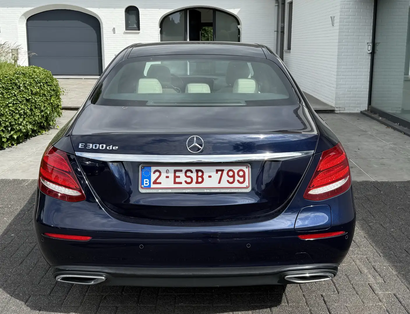 Mercedes-Benz E 300 BlueTEC HYBRID 7G-TRONIC Edition - 1