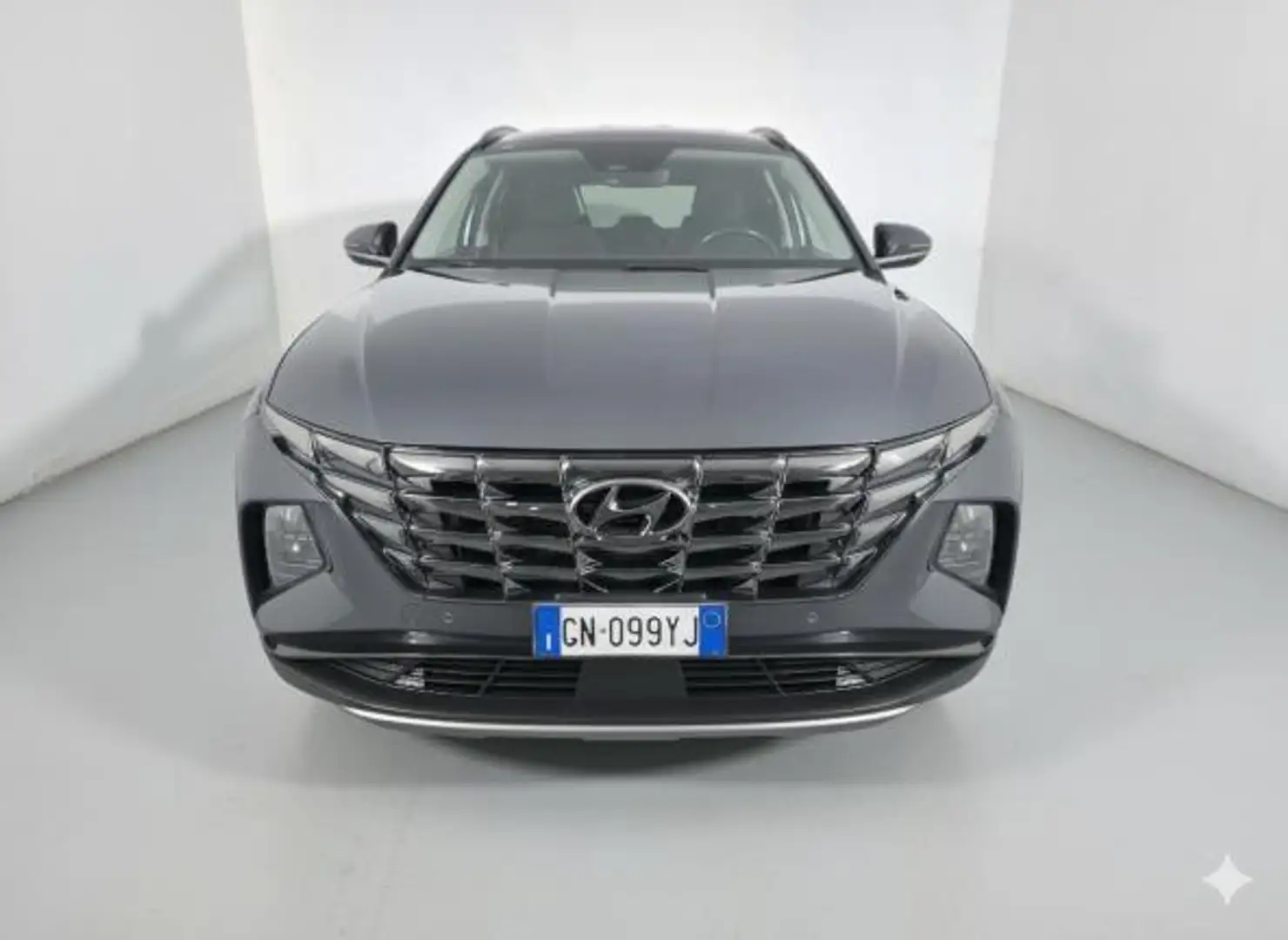 Hyundai TUCSON 1.6 HEV aut.Exellence Gris - 2