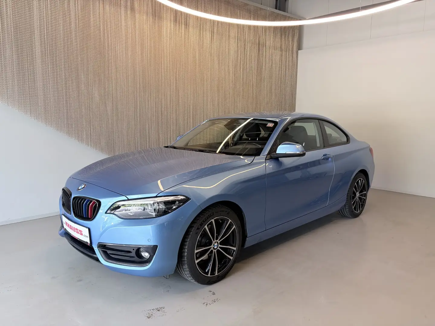 BMW 218 d Coupé Blau - 1