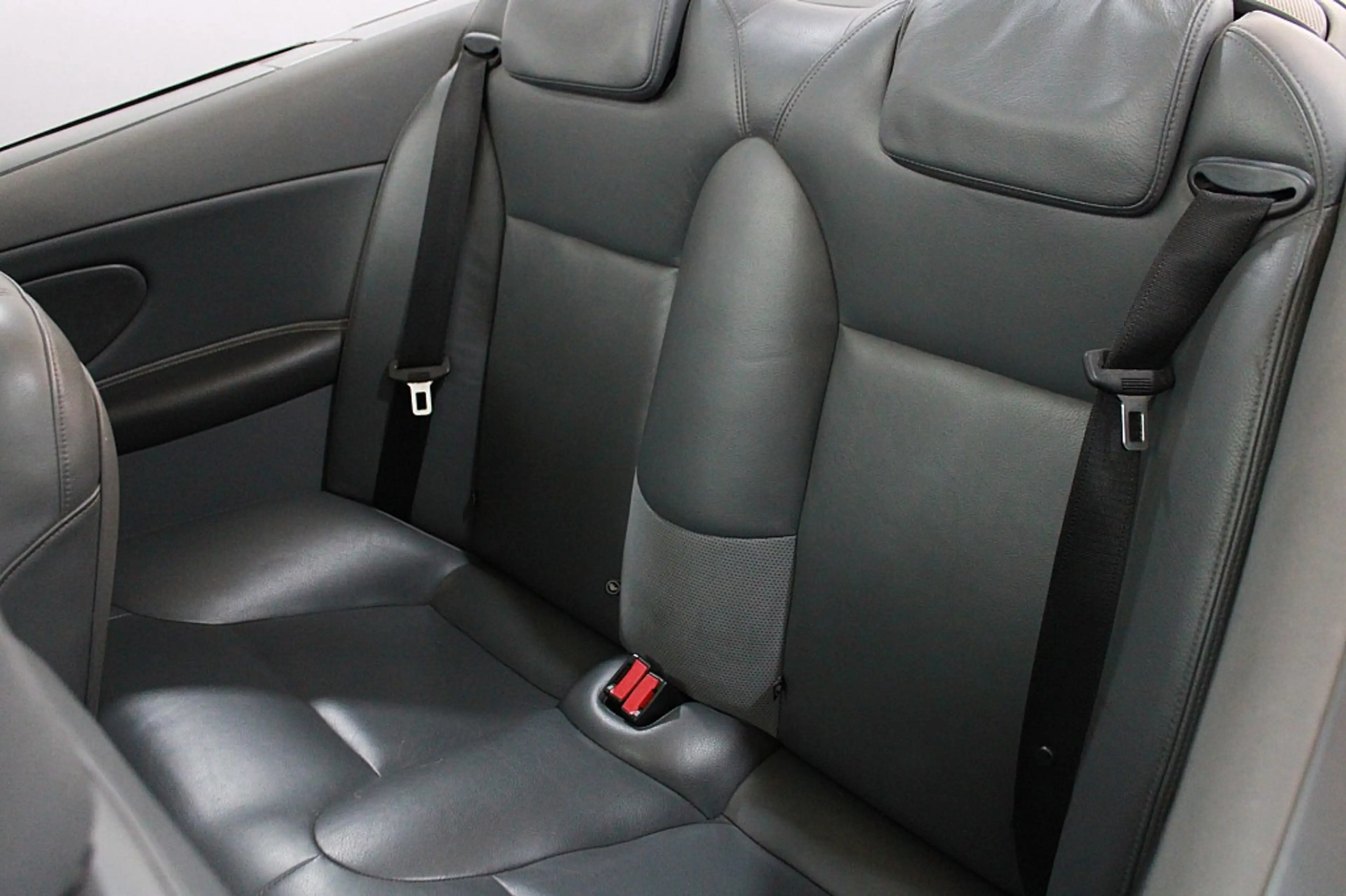 Saab 9-3 Cabrio Aero 2.0T — photo 14