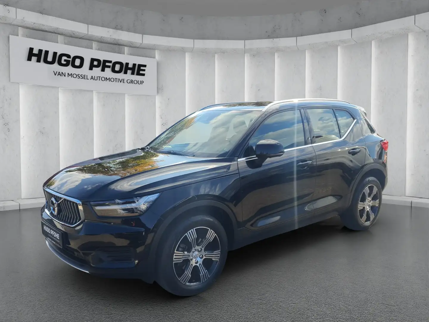 Volvo XC40 XC 40 Inscription T3 2WD Aut. | LED | RFK | LEDER Schwarz - 1