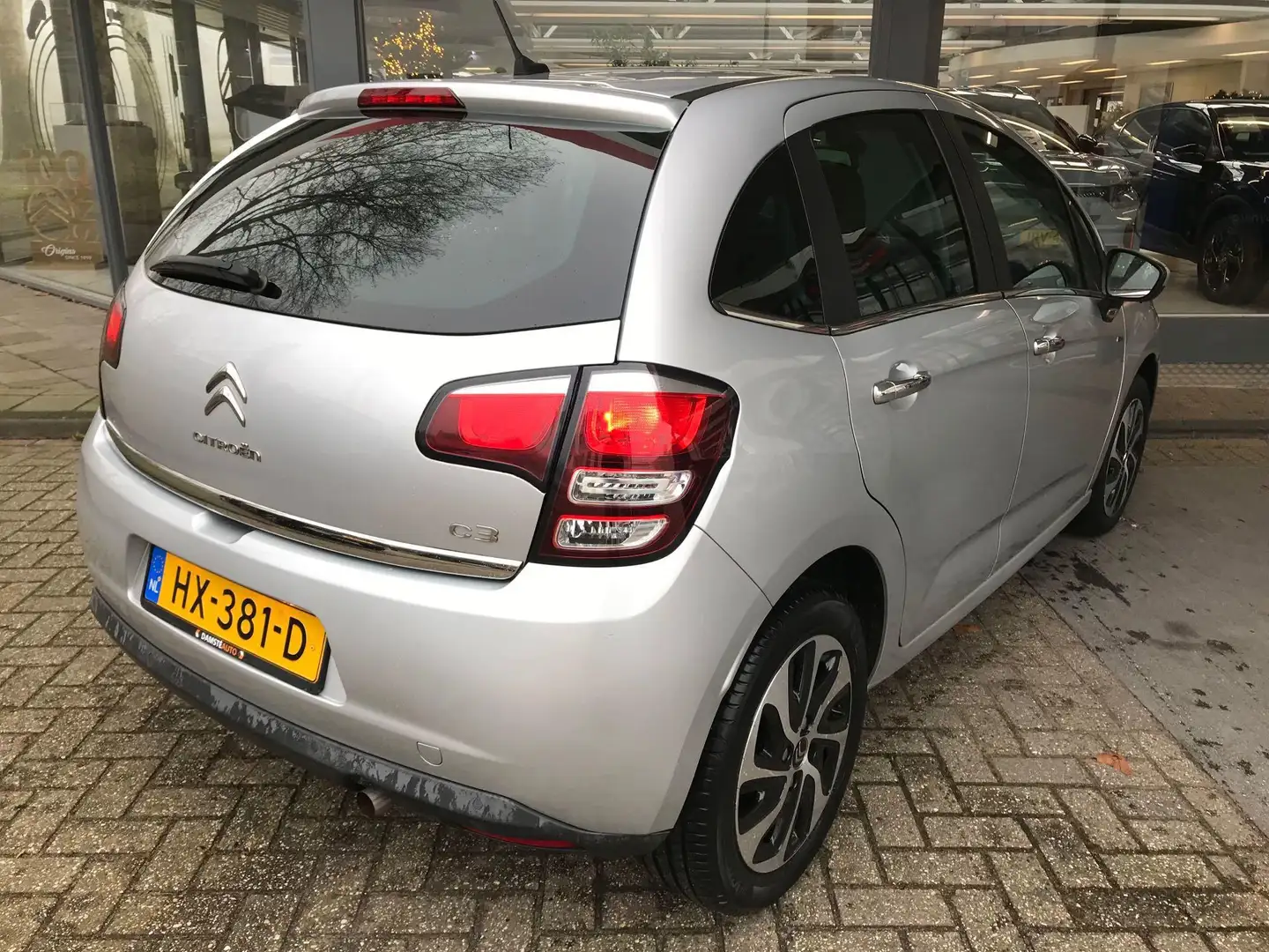 Citroen C3 1.2 PureTech Exclusive Gris - 2