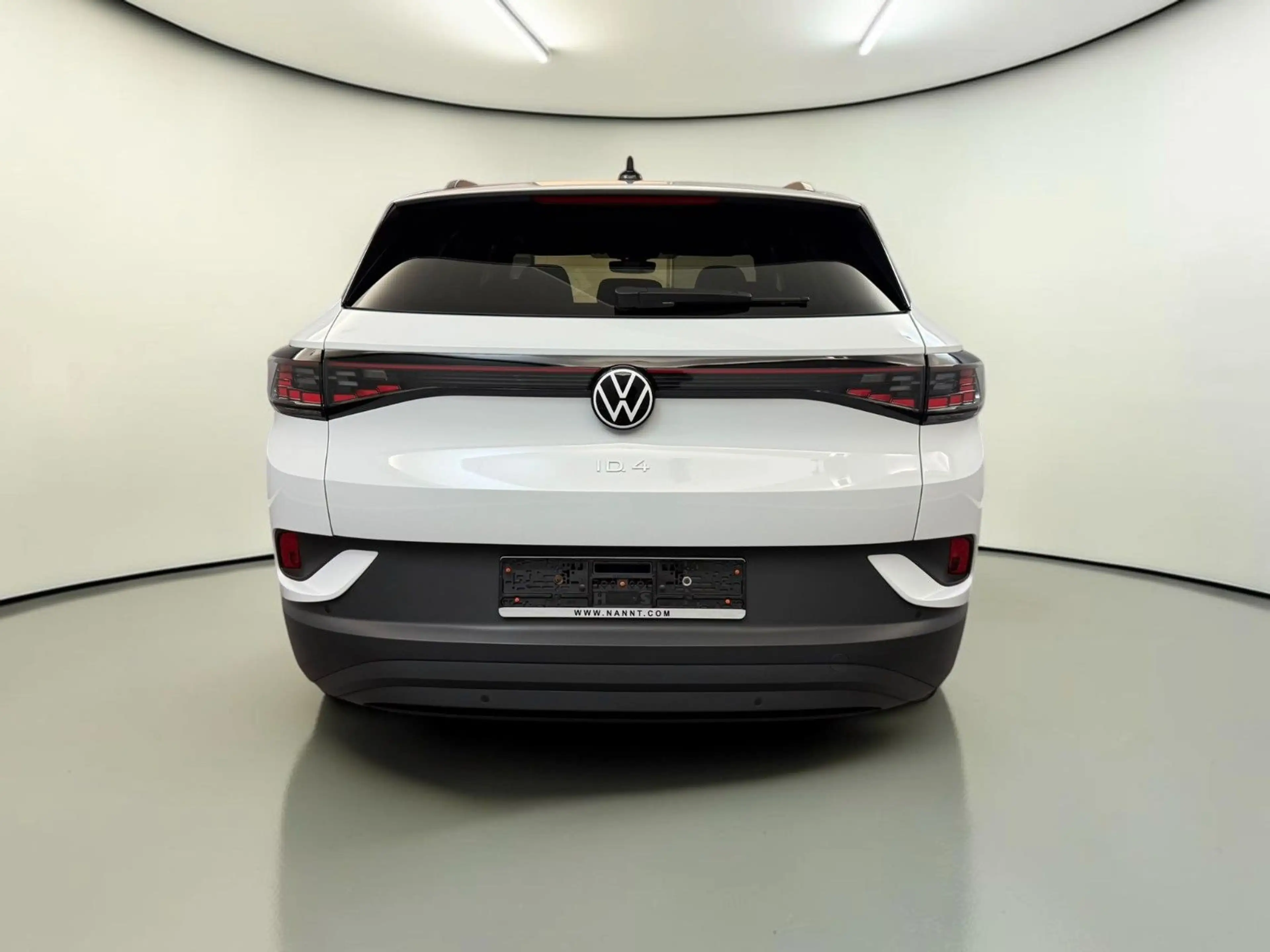 Volkswagen ID.4 Pro 4M 82KWH 195KW ACC*AHK*WÄRMEPUMPE*LED — photo 7