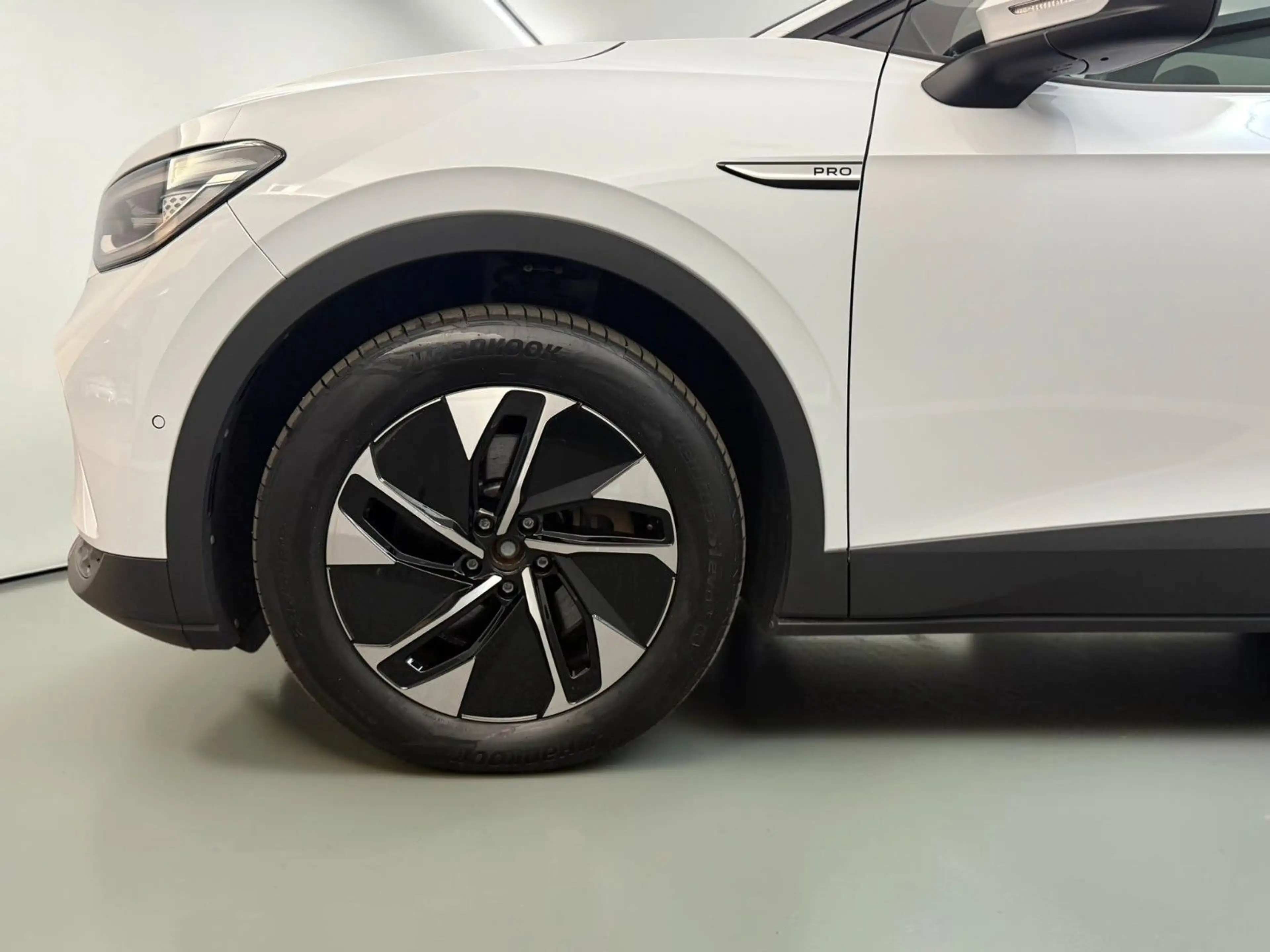 Volkswagen ID.4 Pro 4M 82KWH 195KW ACC*AHK*WÄRMEPUMPE*LED — photo 4