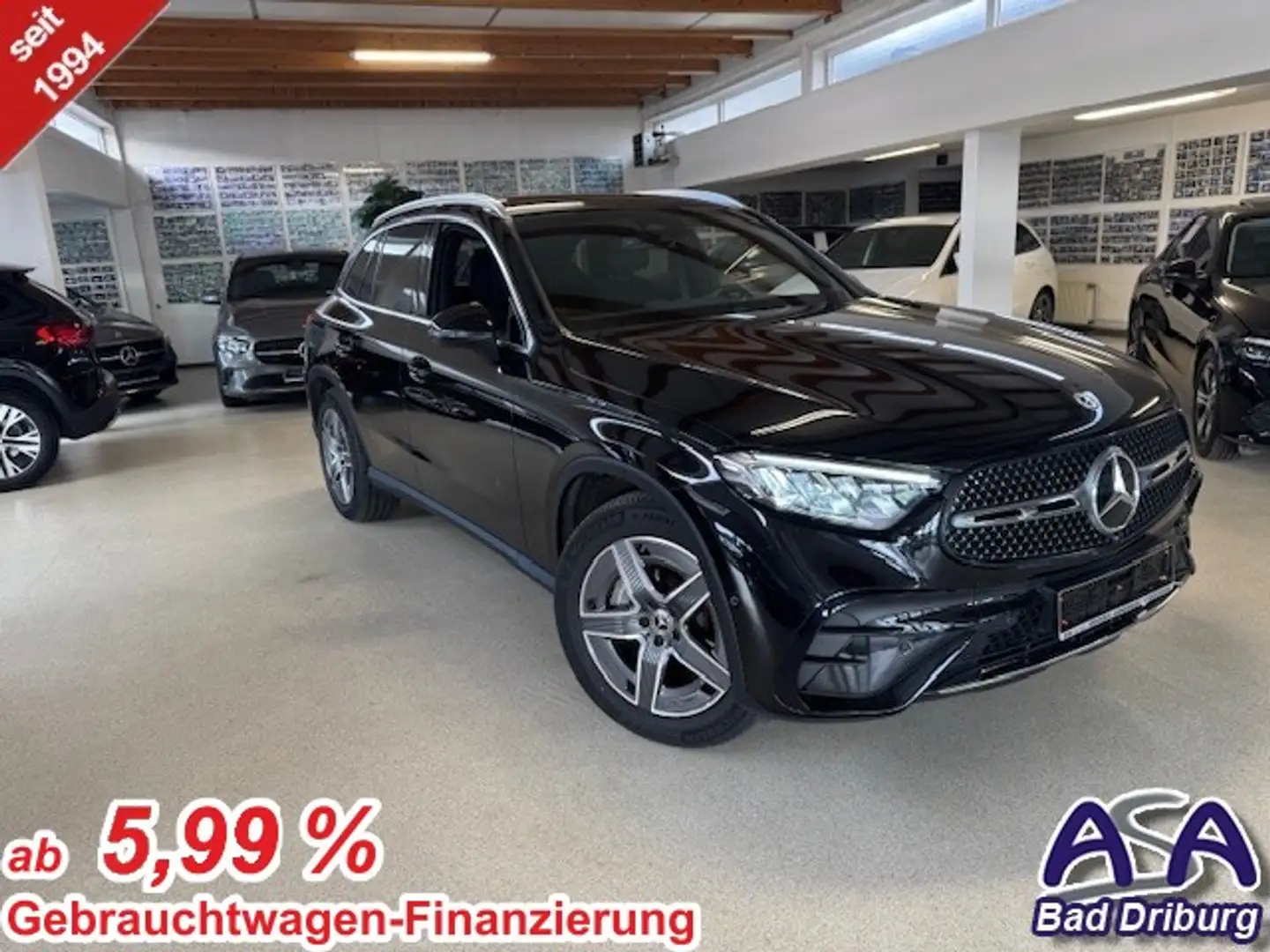 Mercedes-Benz GLC 300 d 4 M AMG+Pano+AHK+Memory+Winter-P.+ Klima Navi Gris - 1