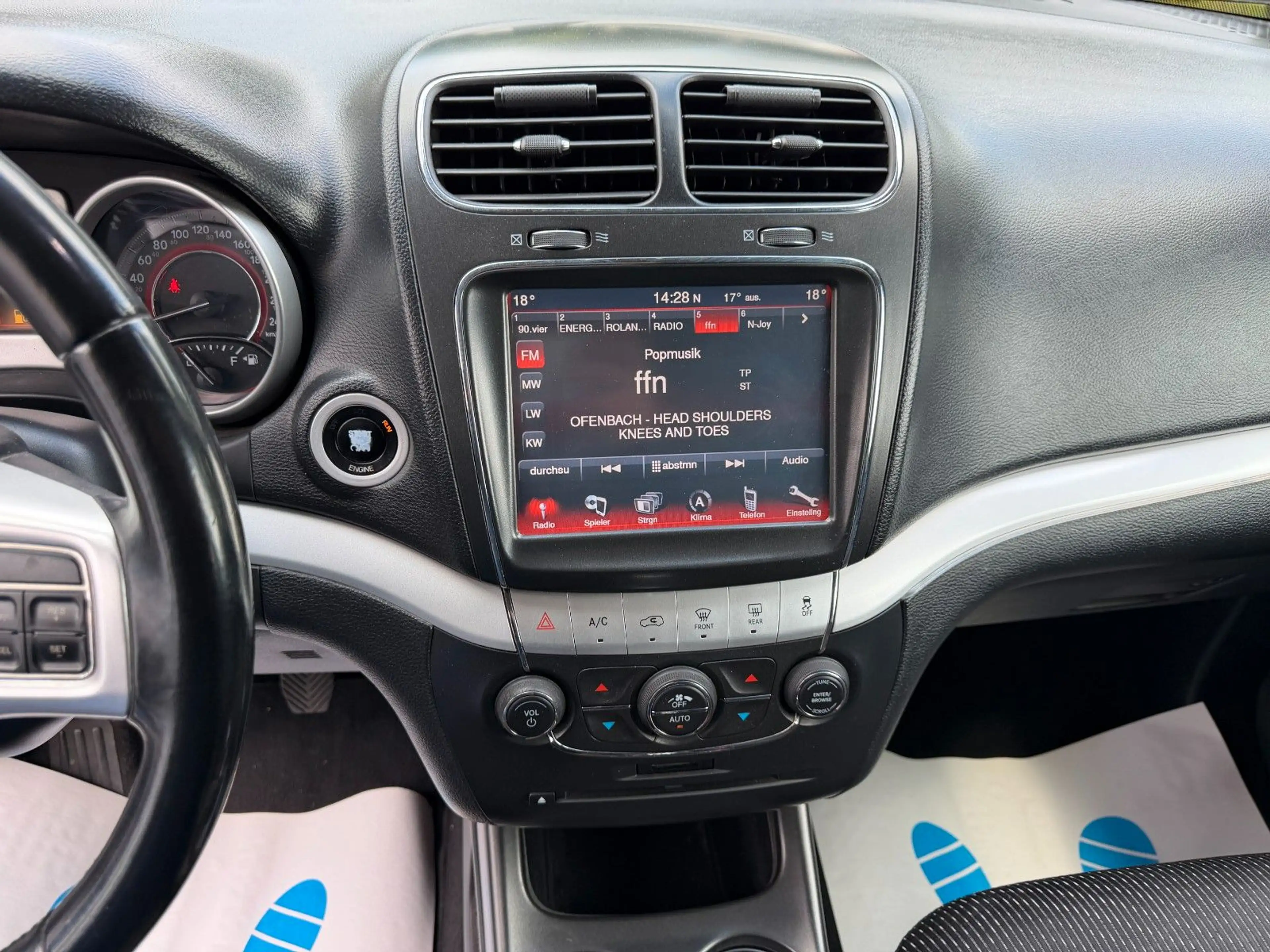 Fiat Freemont AHK/PDC/ALLWETTER/7-SITZER/TÜV 05.2028 — photo 14