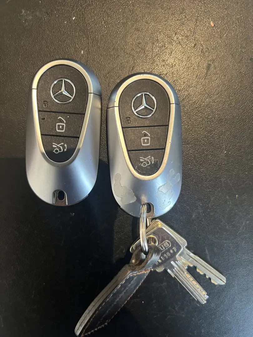 Mercedes-Benz GLC 200 4Matic 9G-TRONIC AMG Line Advanced - 1