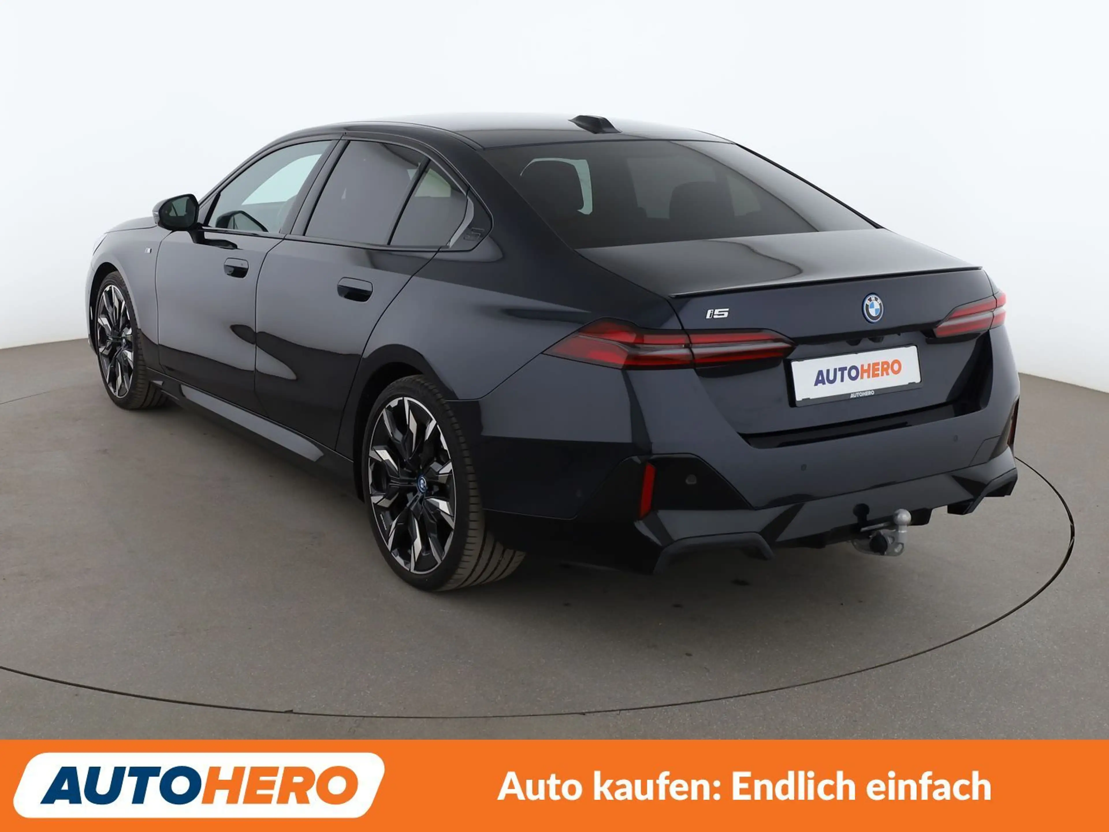 BMW i5 eDrive40 M Sport Aut.*NAVI*TEMPO*PDC*SHZ*ALU* — photo 4