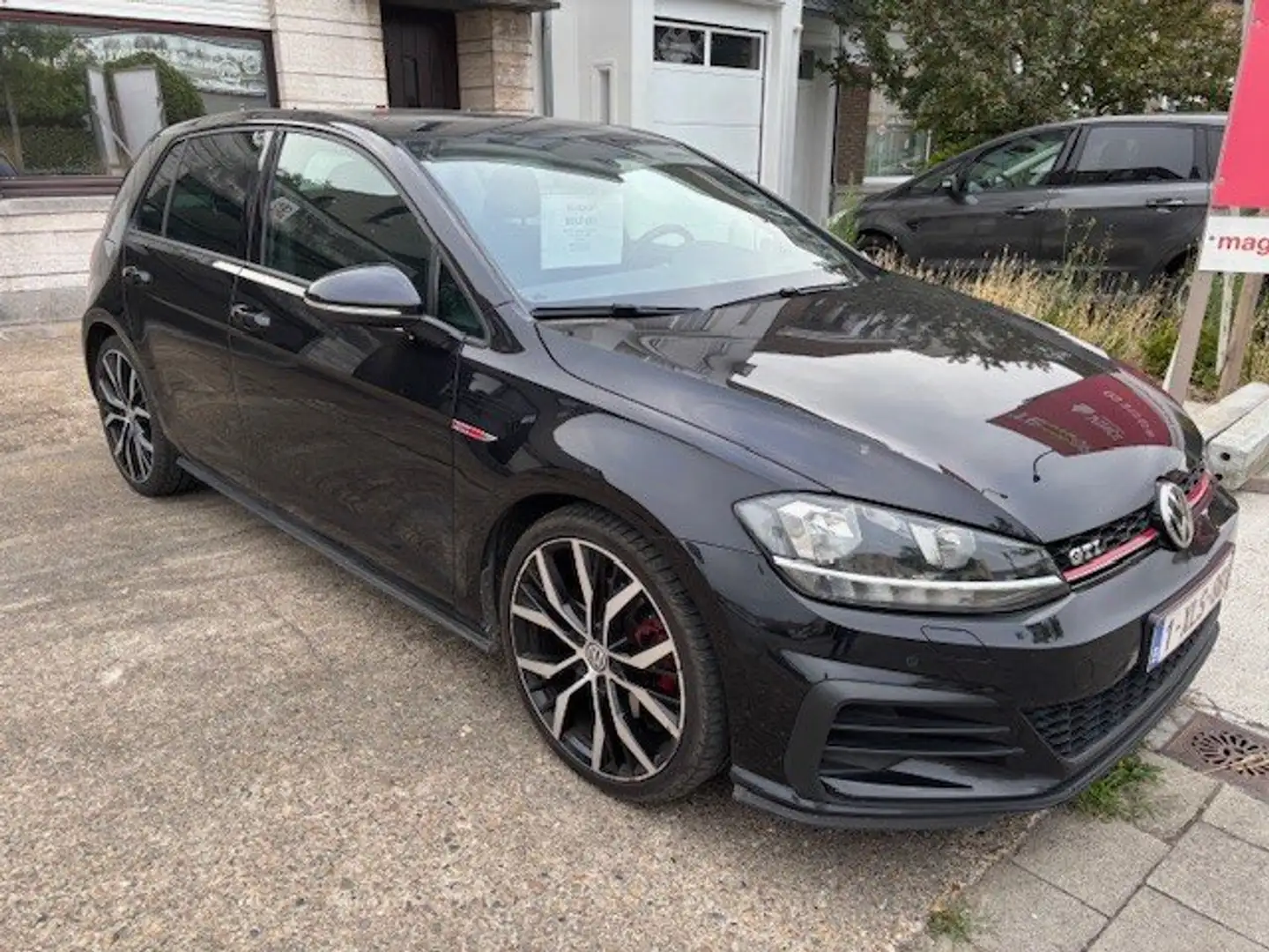 Volkswagen Golf GTI Golf GTI (BlueMotion Technology) Чорний - 1