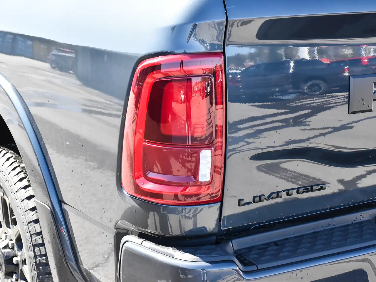 RAM 2500 снимка RAM 2500