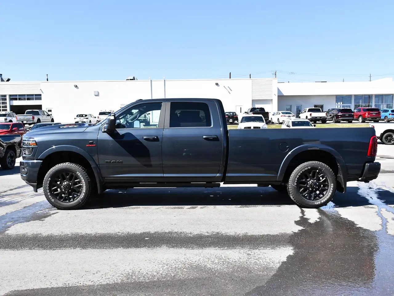 RAM 2500 снимка RAM 2500