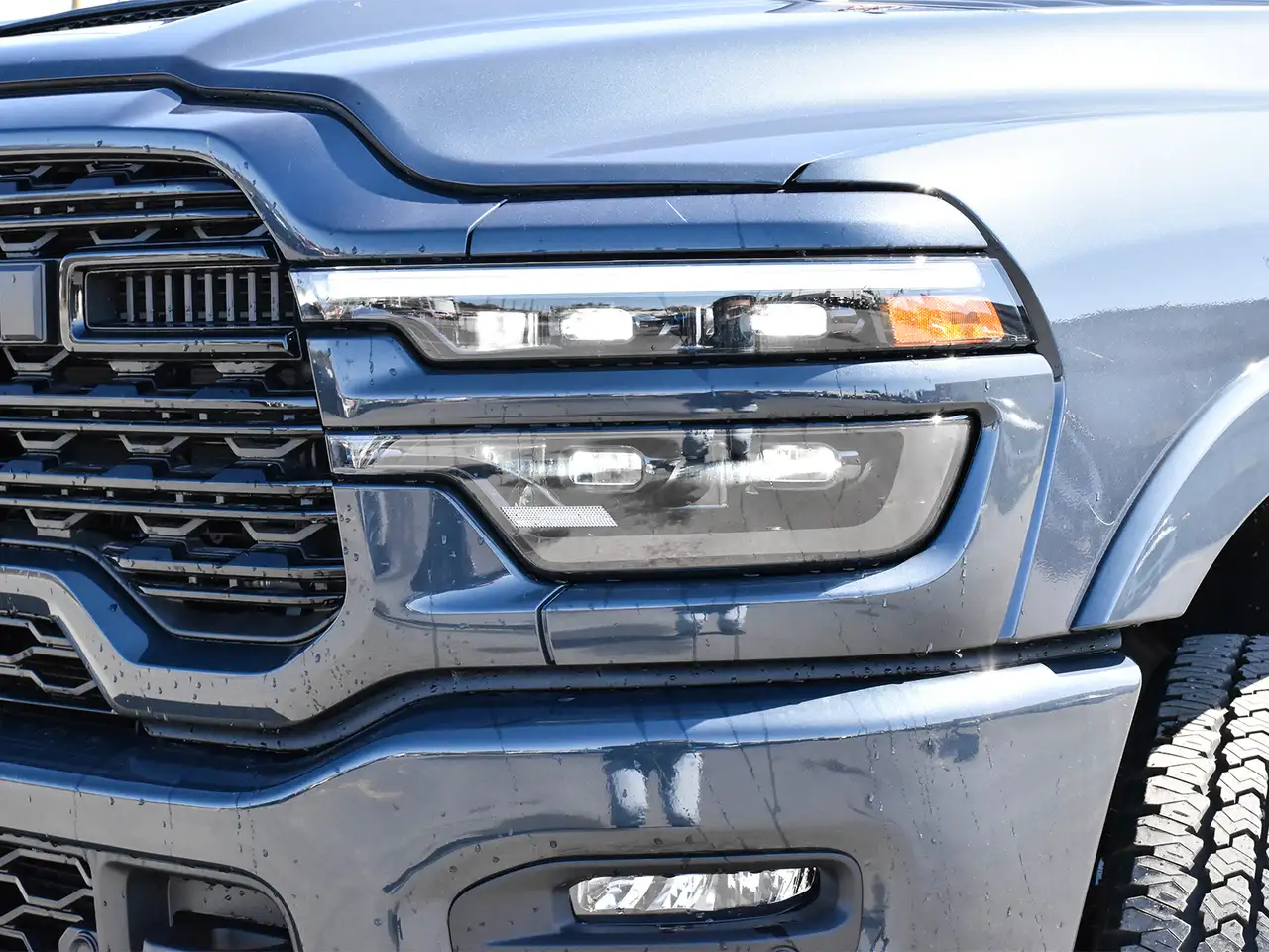RAM 2500 снимка RAM 2500