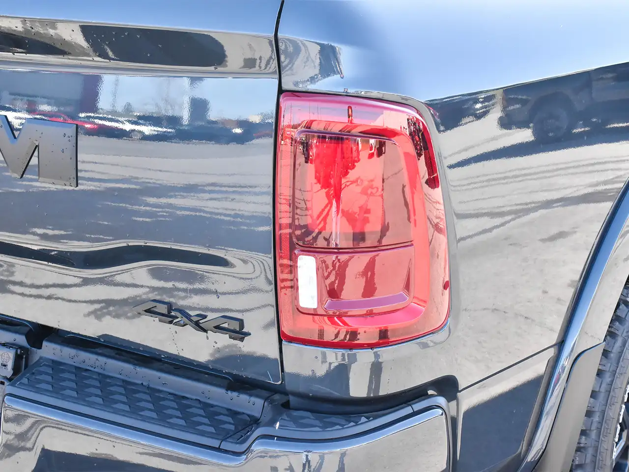 RAM 2500 снимка RAM 2500