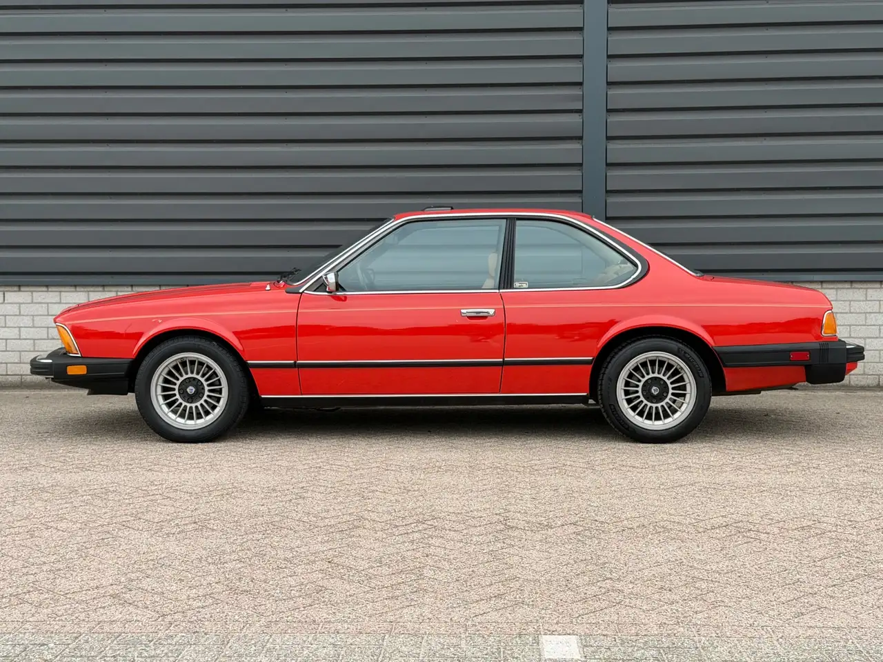 BMW 633 6-serie CSI E24 Handgeschakeld | Henna Red | Airco, foto 7