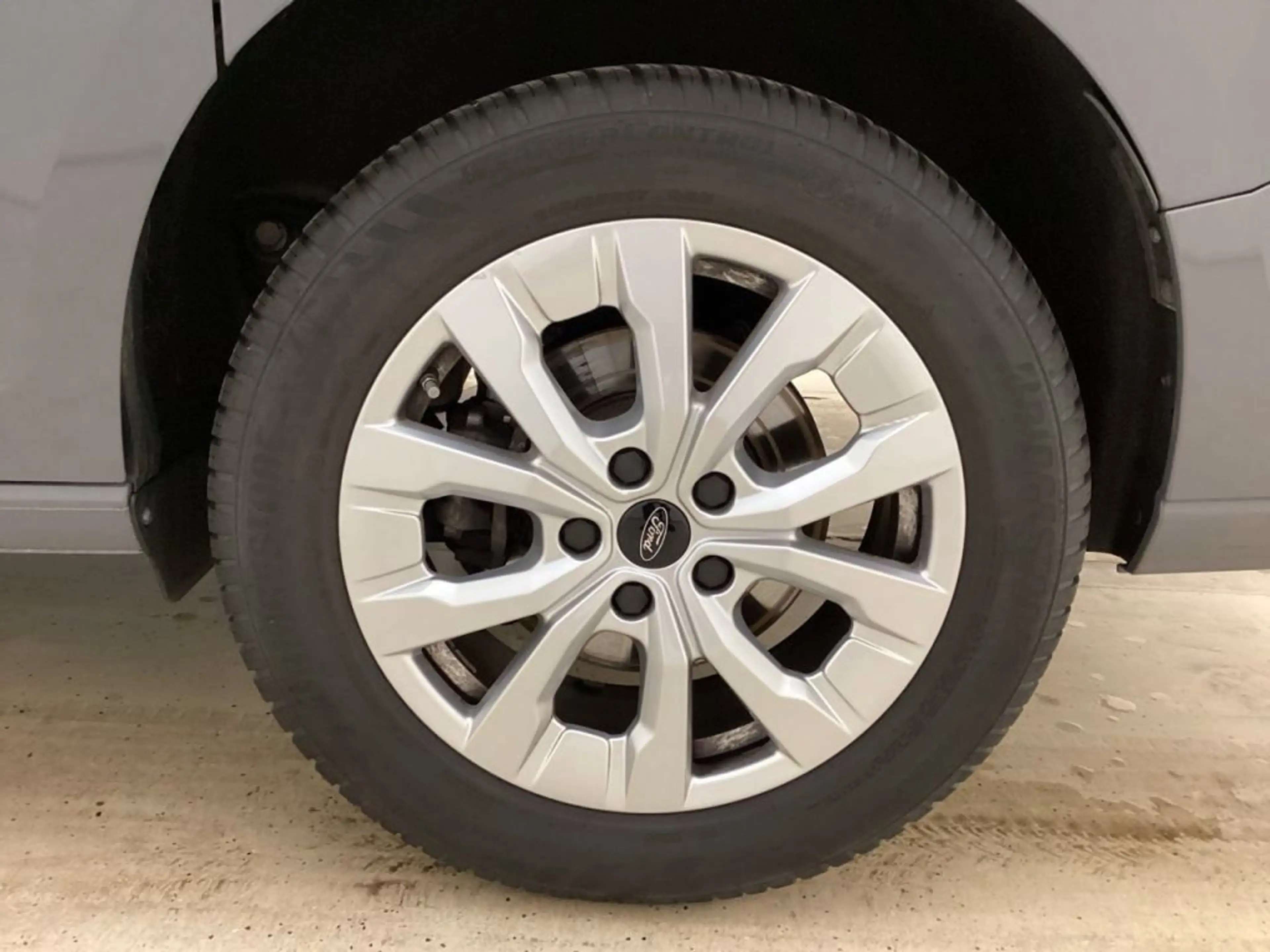 Ford Grand Tourneo Connect 1.5 EcoBoost Aut. TITANIUM — photo 7