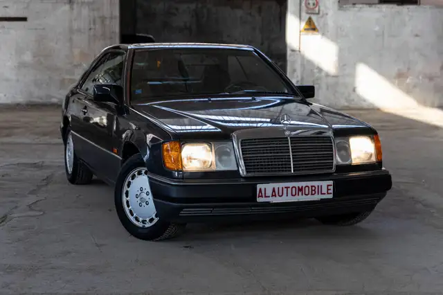 Mercedes-Benz 300 CE * Coupé* Manuale* Clima auto* Tetto apribile