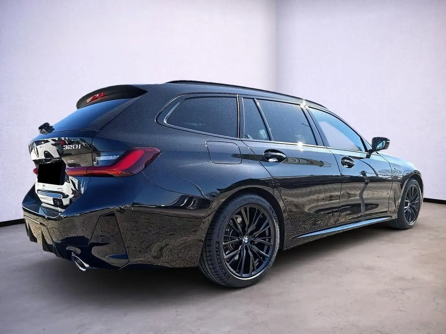 BMW 320 320i Touring MSport auto Noir - 2