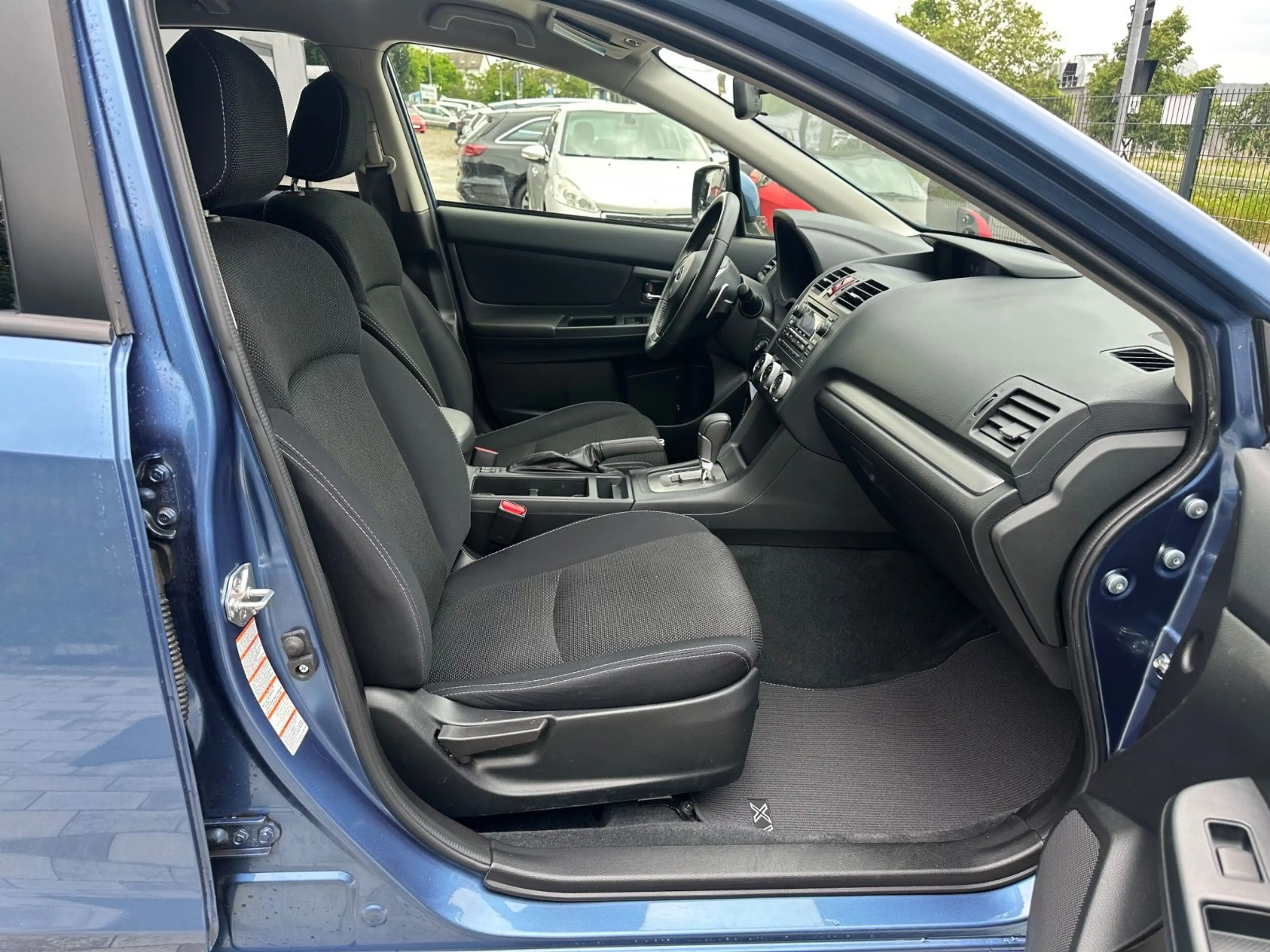 Subaru XV Active 2.0 Kamera/Klima/Stz.Heizung/71TKM — photo 8
