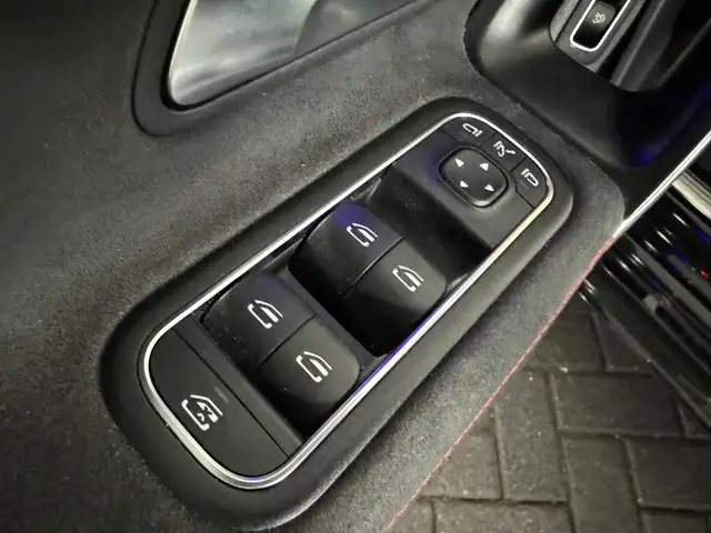 Mercedes-Benz CLA view 11
