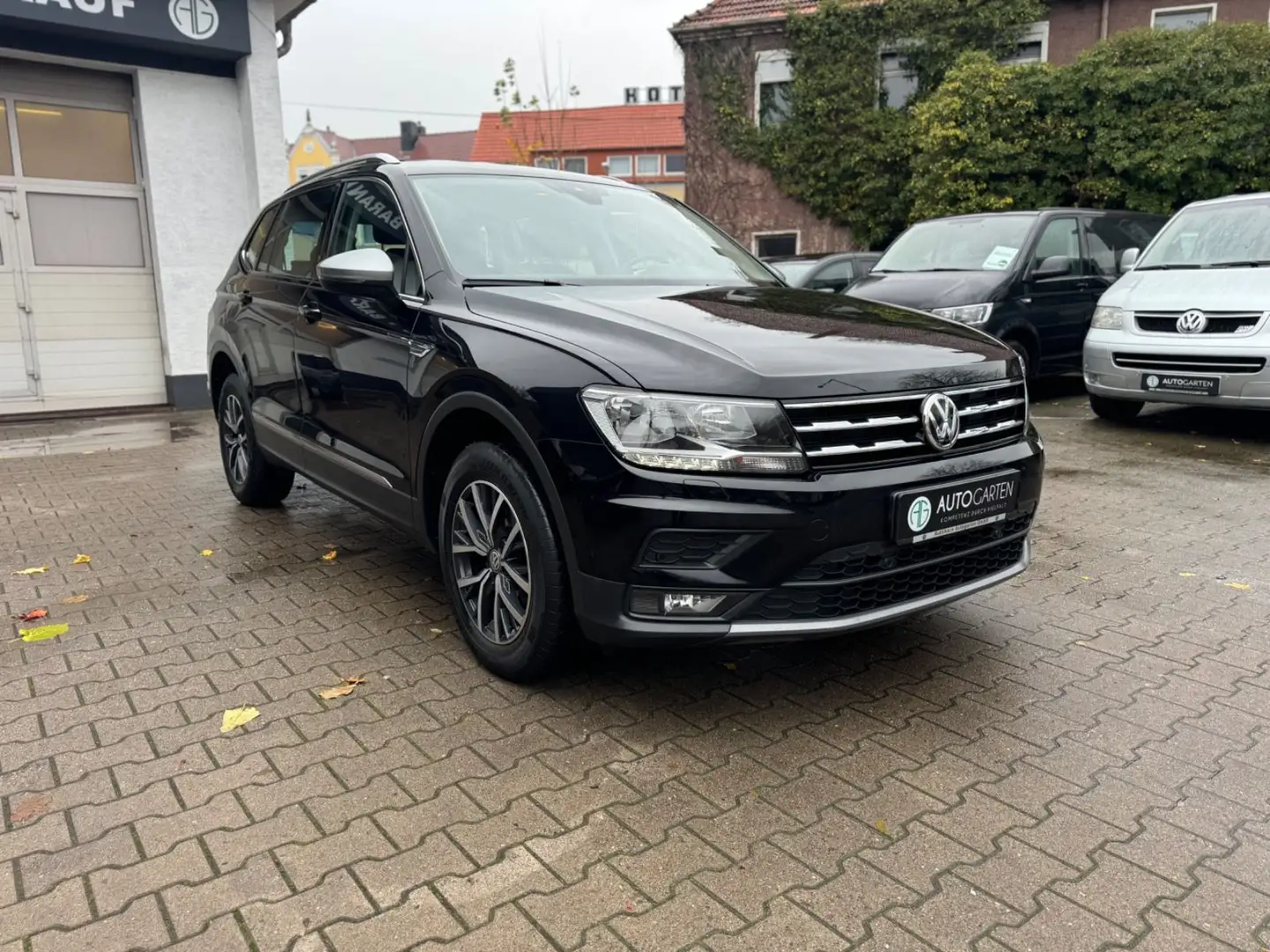 Volkswagen Tiguan Allspace VW-Tiguan*Allspace-Comfortline*7-SITZER*NAVI* Noir - 1