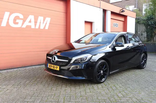 Mercedes-Benz A 200 Prestige, CC, airco Navi, car play, etc